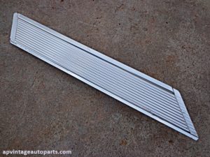 1961 Ford Thunderbird trim molding parts