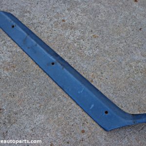 1965 Ford Fairlane windshield molding