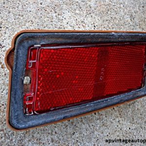 1972 Oldsmobile Delta 88 lights