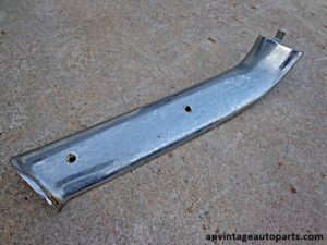 1958 Ford Thunderbird windshield molding