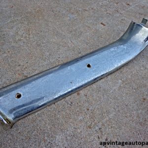 1958 Ford Thunderbird windshield molding