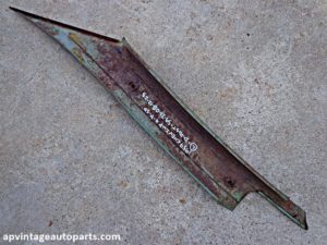 1959 Chevrolet Impala 4 dr sedan trim molding