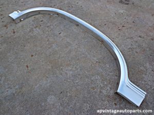 1967 Ford Galaxie 500 4 dr sedan trim molding