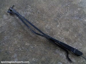 1977 Ford LTD Galaxie windshield wiper