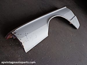 1966 Ford Thunderbird fender