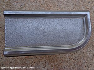 1973 Oldsmobile Custom Cruiser wagon trim