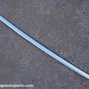 1979 Ford Thunderbird windshield trim molding