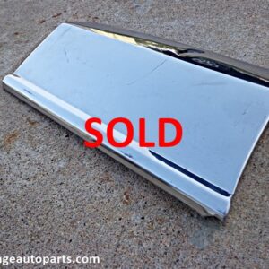 1980 Pontiac Bonneville RH passenger front fender molding trim