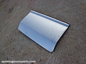 1980 Pontiac Bonneville fender molding parts