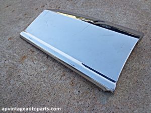 1980 Pontiac Bonneville fender molding parts