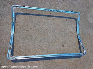 1977 79 Ford Thunderbird headlight molding