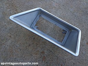 1970 Ford LTD Galaxie fender side marker