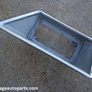 1970 Ford LTD Galaxie fender side marker