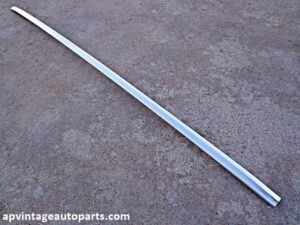 1971 Chevrolet Bel Air window molding trim