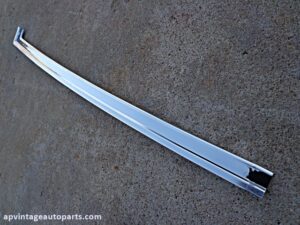 1973 Ford Thunderbird Landau rear window molding