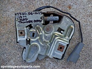 1979 Ford Thunderbird power trunk latch