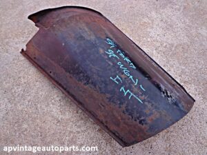 1959 Ford Country Sedan interior trim