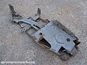 1966 Chevrolet Caprice door latch