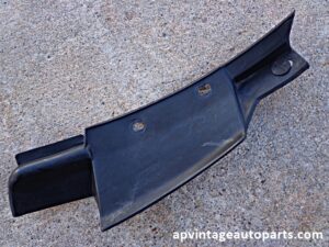 1971 Ford Torino GT windshield molding