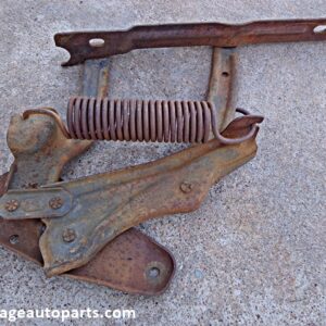 1973 Oldsmobile Delta 88 hinge