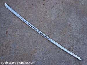 1974 Ford Gran Torino Sport windshield molding