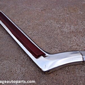 1977 Ford Thunderbird quarter molding