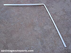 1972 Mercury Cougar windshield molding