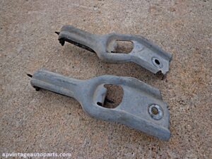 1977 Ford Thunderbird readiator brackets