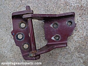 1976 Oldsmobile rear door hinge