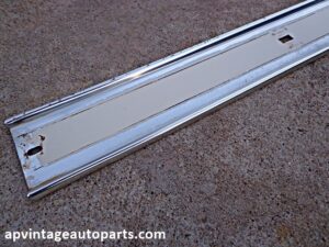 1962 Ford Galaxie 4 front door molding