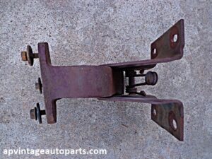 1969 Lincoln door hinge