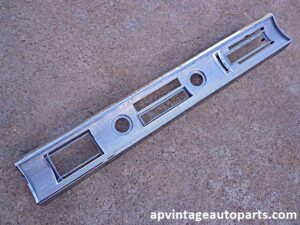 1964 Mercury Monterey dash radio molding