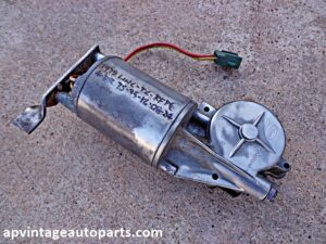 1975 Lincoln Continental vent window motor