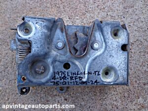 1975 1976 Lincoln door latch