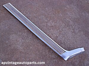 1977 Mercury Cougar fender trim