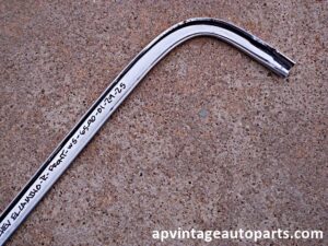 1965 El Camino winshield molding