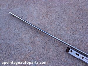 1969 Lincoln Continental door upper edge molding