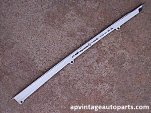 1971 Ford Ranchero trim molding