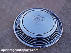 1972 Cadillac wheelcover