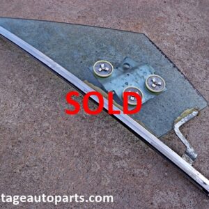 1975 1976 Lincoln Town car vent window