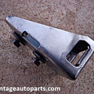 1968 Chevrolet Impala trunk latch