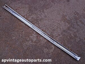1969 Ford Galaxie 4 dr quarter panel trim molding