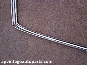 1973 Mercury Montego MX vinyl top belt molding