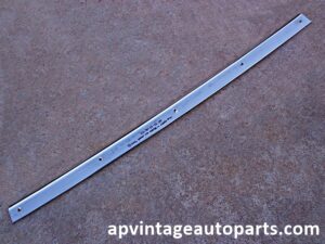 1959 Ford Thunderbird rear window molding