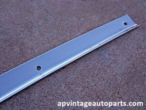 1958 Ford Thunderbird rear back window molding