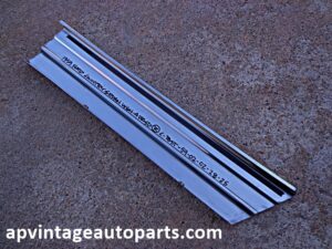 1959 Ford Country Sedan quarter window trim
