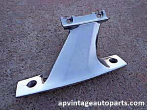 1965 Oldsmobile Vista Cruiser luggage rack support