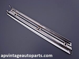 1968 Cadillac Fleetwood quarter window molding
