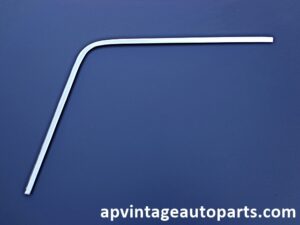 1974 Mercury Cougar rear window molding