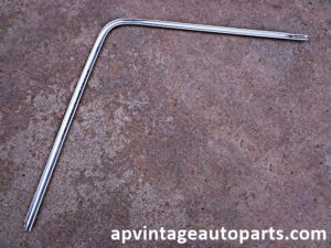 1977 Mercury Cougar back window molding